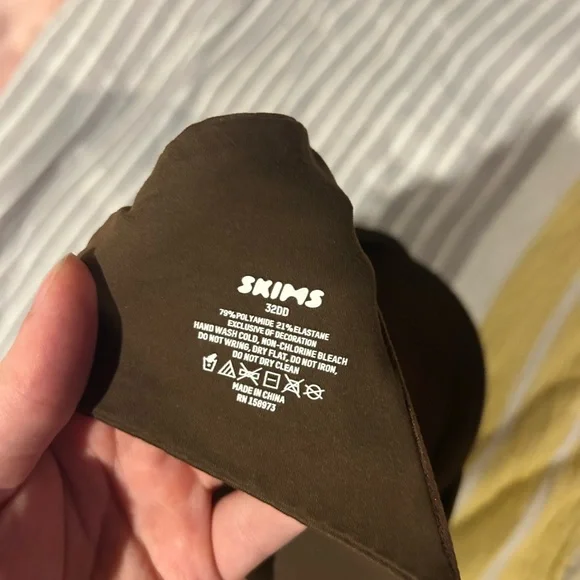 Skims bra - Picture 2 of 3